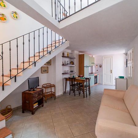 Murphy Holiday Home - Casa Papini La Maddalena  Luaran gambar
