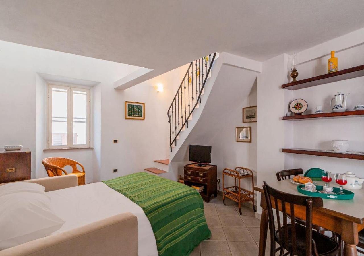 Murphy Holiday Home - Casa Papini La Maddalena  Luaran gambar