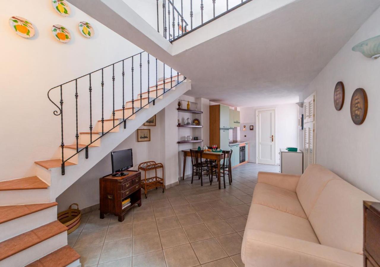 Murphy Holiday Home - Casa Papini La Maddalena  Luaran gambar